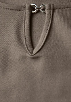 Shirt mit Cut-Out