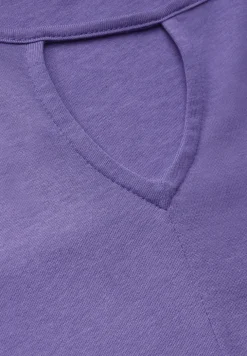 Shirt mit Cut Out