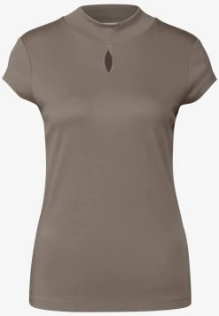 Shirt mit dezentem Cut-Out