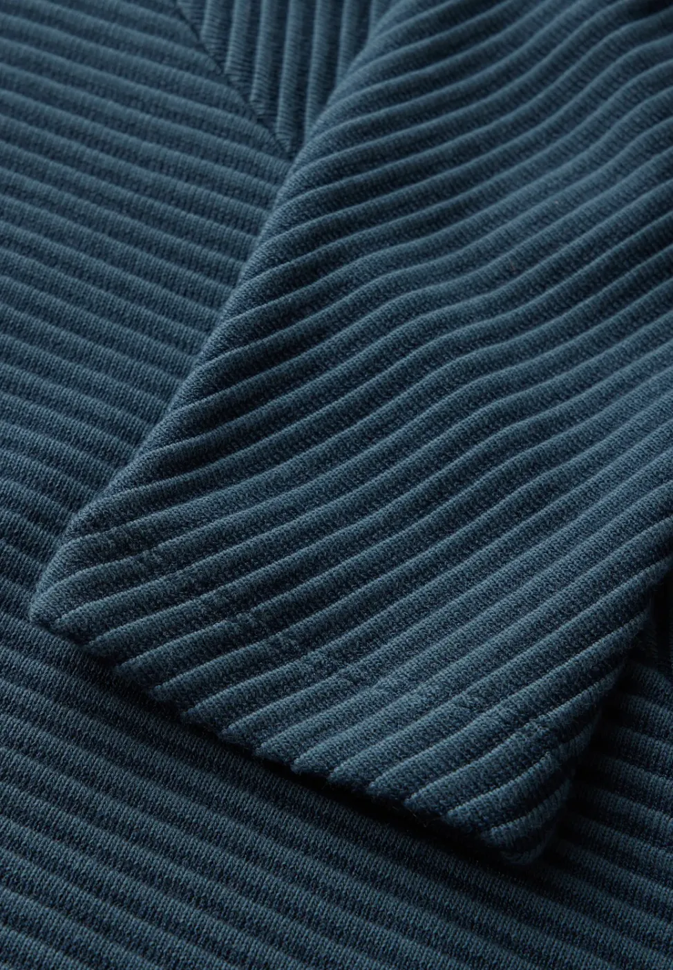 Shirt mit Diagonalstruktur