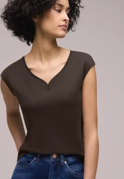 Shirt mit gerundetem V-Ausschnitt