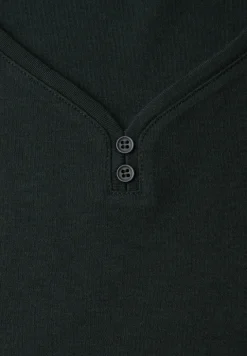 Shirt mit gerundetem V-Ausschnitt