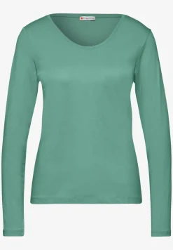 Shirt mit gerundetem V-Neck