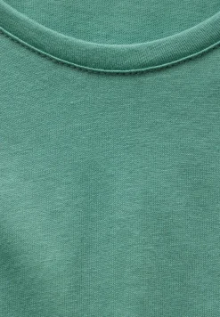 Shirt mit gerundetem V-Neck