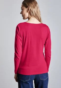 Shirt mit gerundetem V-Neck