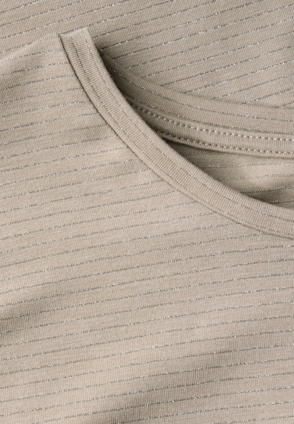 Shirt mit Glitzerstreifen