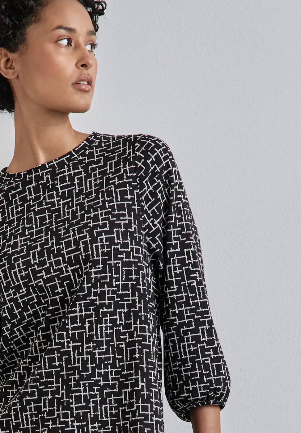 Shirt mit grafischem Muster