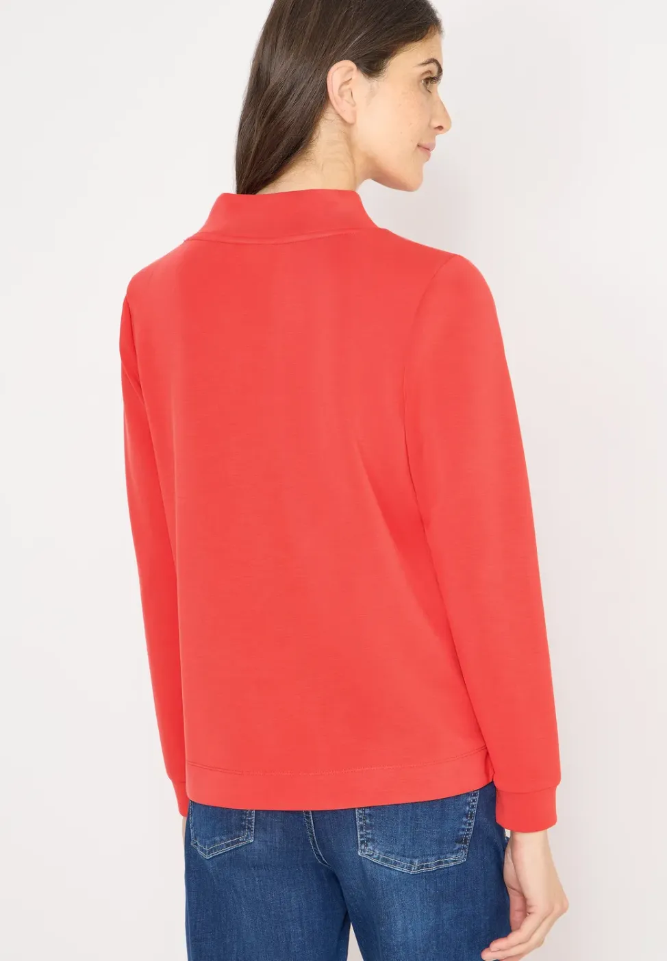 Shirt mit großem Kragen