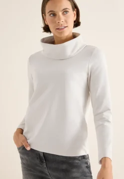 Shirt mit großem Kragen