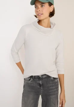 Shirt mit großem Kragen
