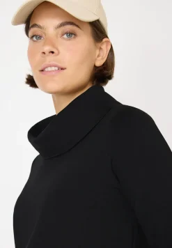 Shirt mit großem Kragen