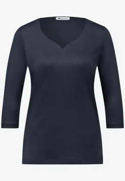 Shirt mit Herzausschnitt