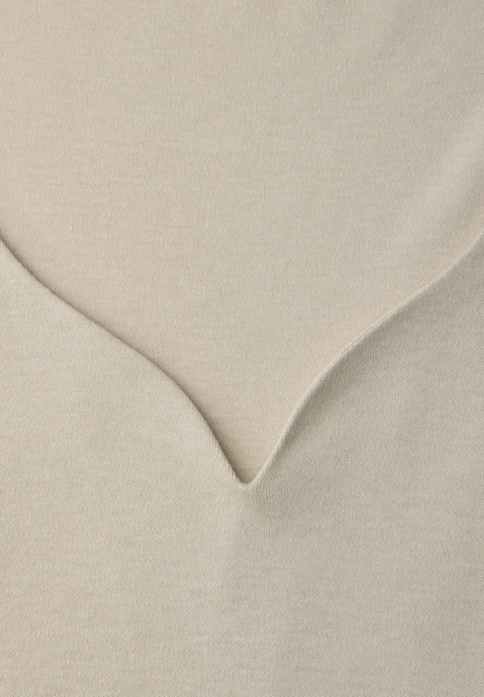 Shirt mit Herzausschnitt