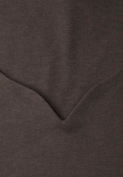 Shirt mit Herzausschnitt