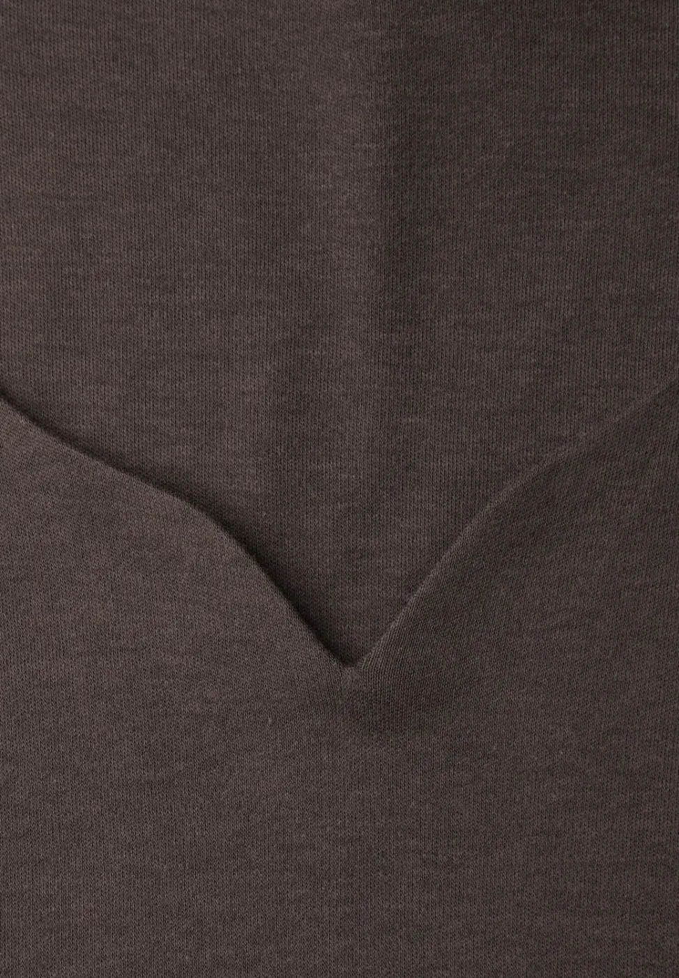 Shirt mit Herzausschnitt