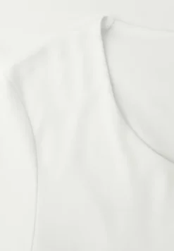 Shirt mit Herzausschnitt