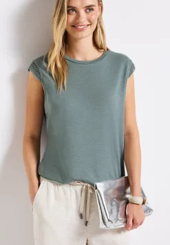 Shirt mit Häkeldetails