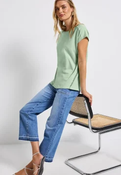 Shirt mit Häkeldetails