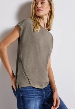 Shirt mit Häkeldetails