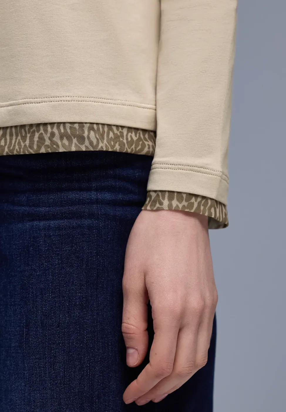 Shirt mit Leo-Details