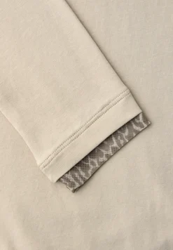 Shirt mit Leo-Details