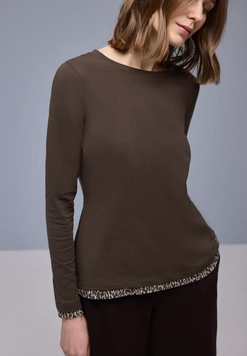 Shirt mit Leo-Details