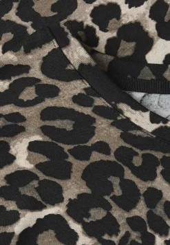 Shirt mit Leo-Muster