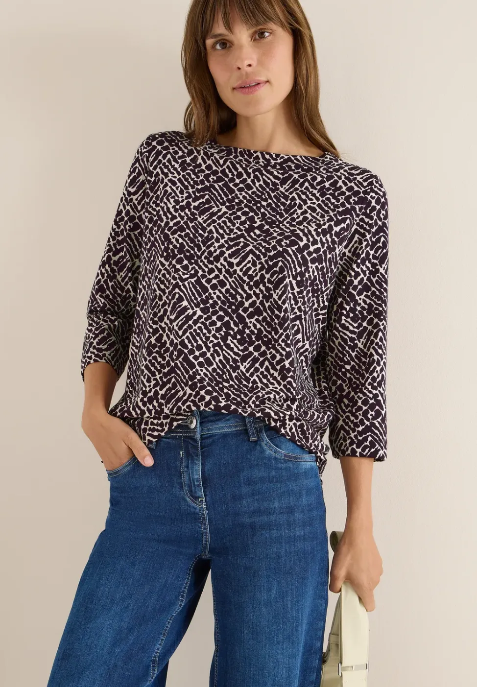 Shirt mit Minimal Print