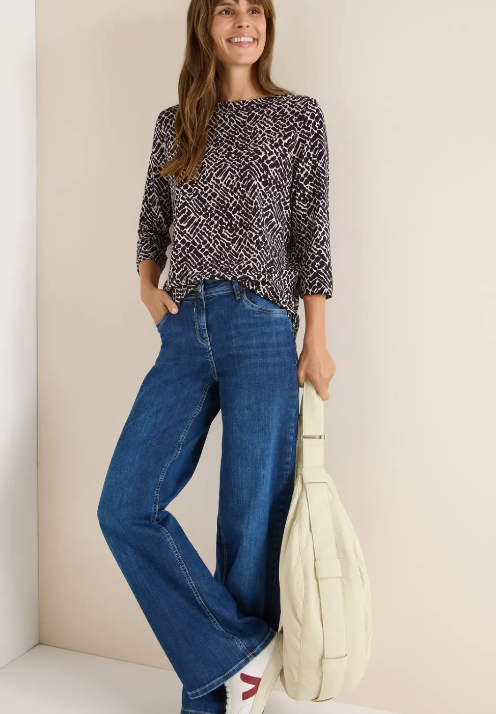 Shirt mit Minimal Print