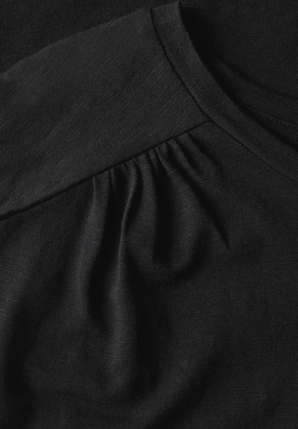 Shirt mit Raffung
