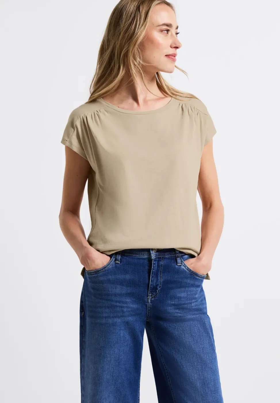 Shirt mit Raffung