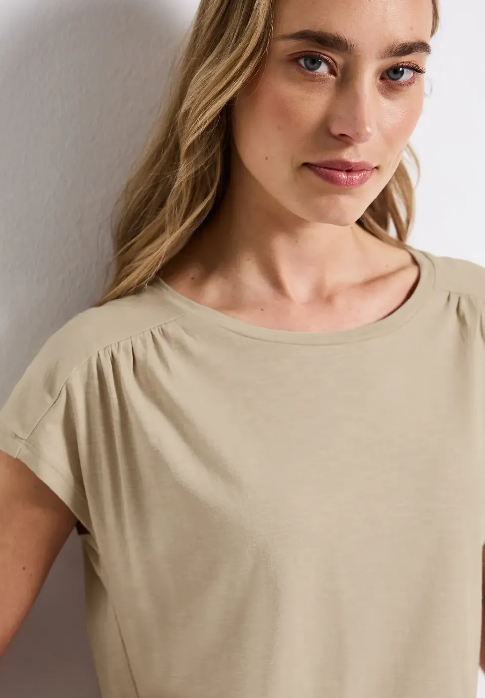 Shirt mit Raffung