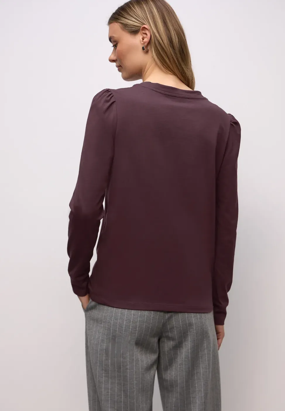 Shirt mit Raffung