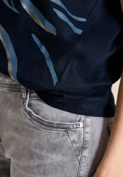Shirt mit Rundhals und Frontprint