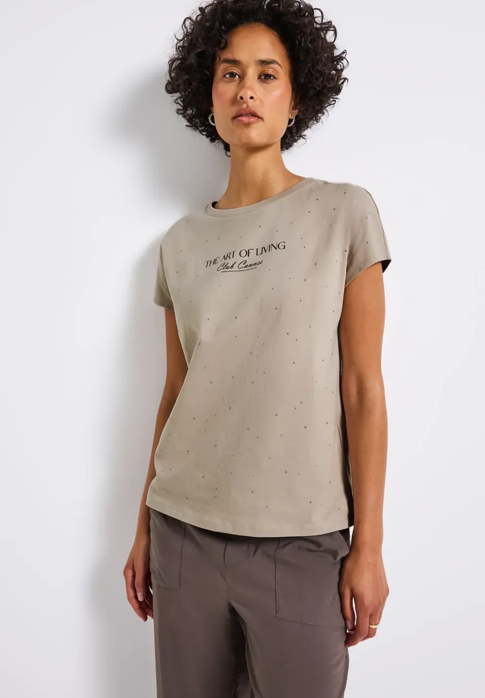 Shirt mit Schmucksteinen