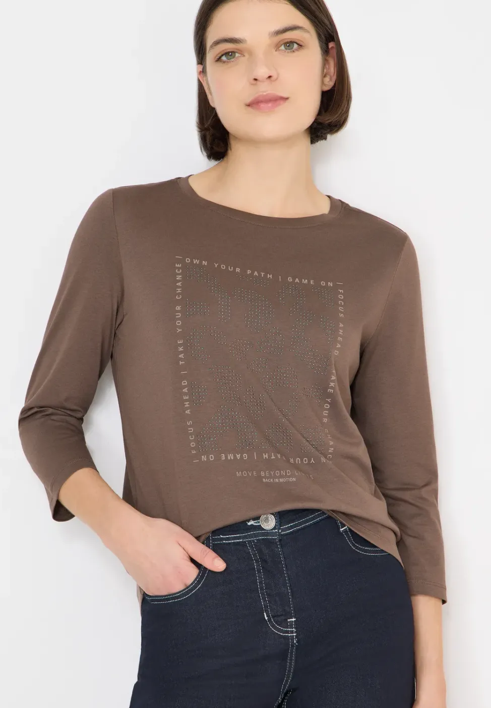 Shirt mit Schmucksteinen