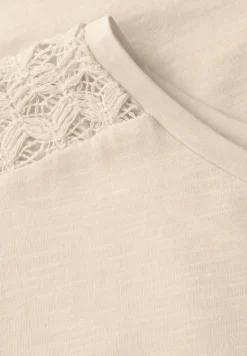 Shirt mit Spitzendetail