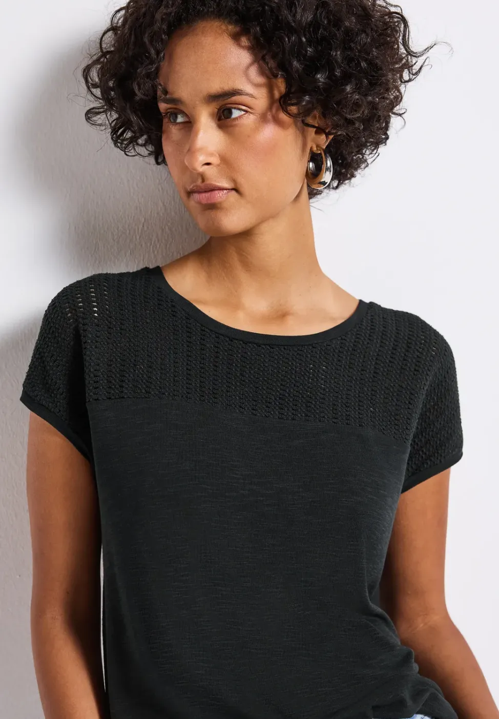 Shirt mit Spitzendetails