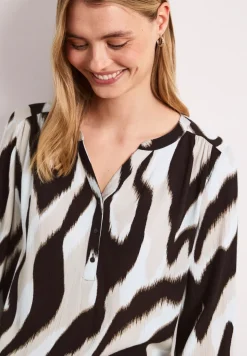Shirt mit Split Neck und Strukturmix