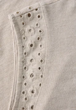 Shirt mit Stickdetails