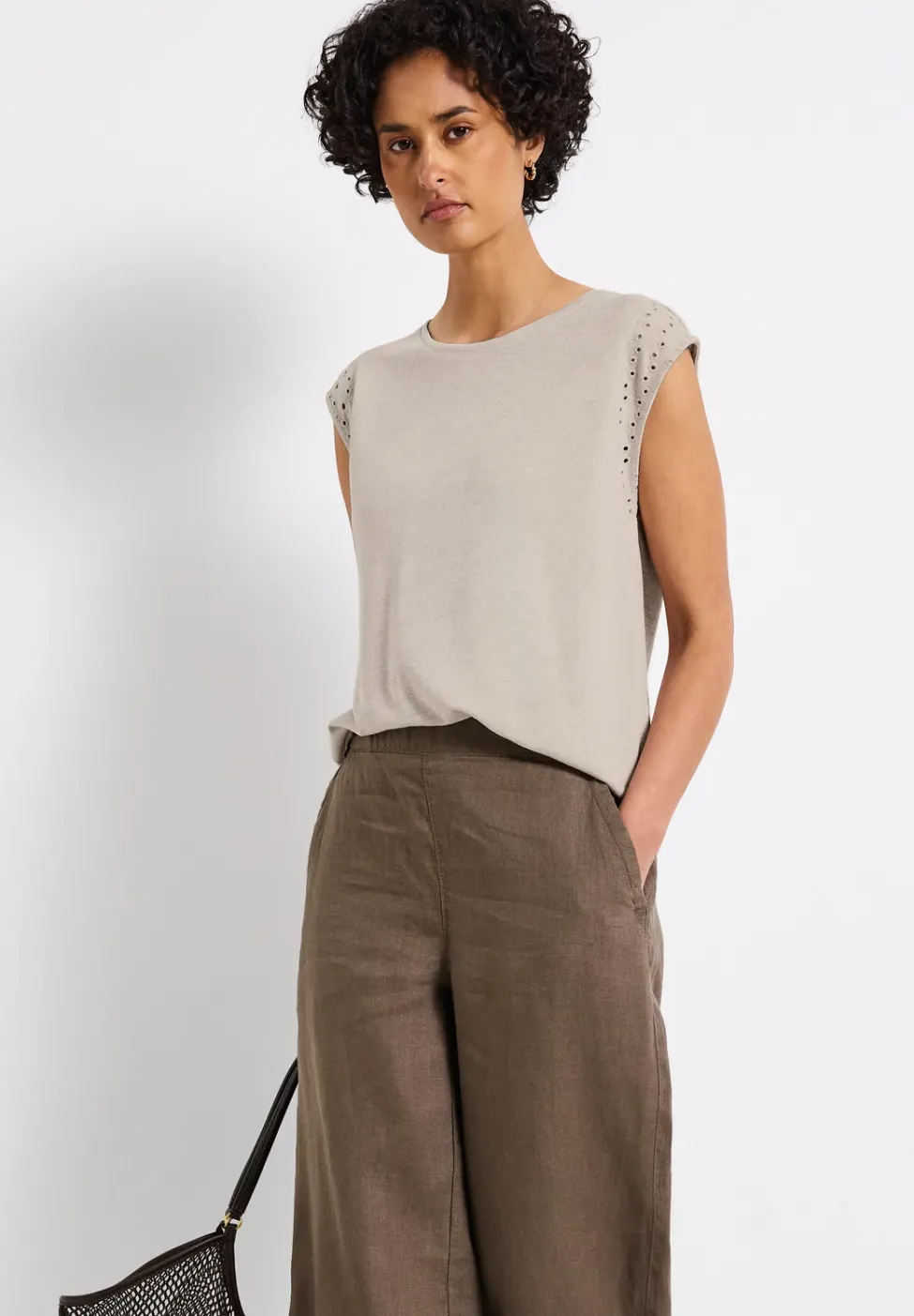Shirt mit Stickdetails