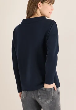 Shirt mit Stickerei