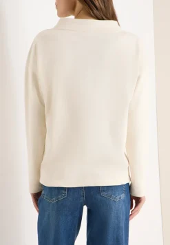 Shirt mit Stickerei