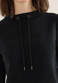 Shirt mit Stickerei