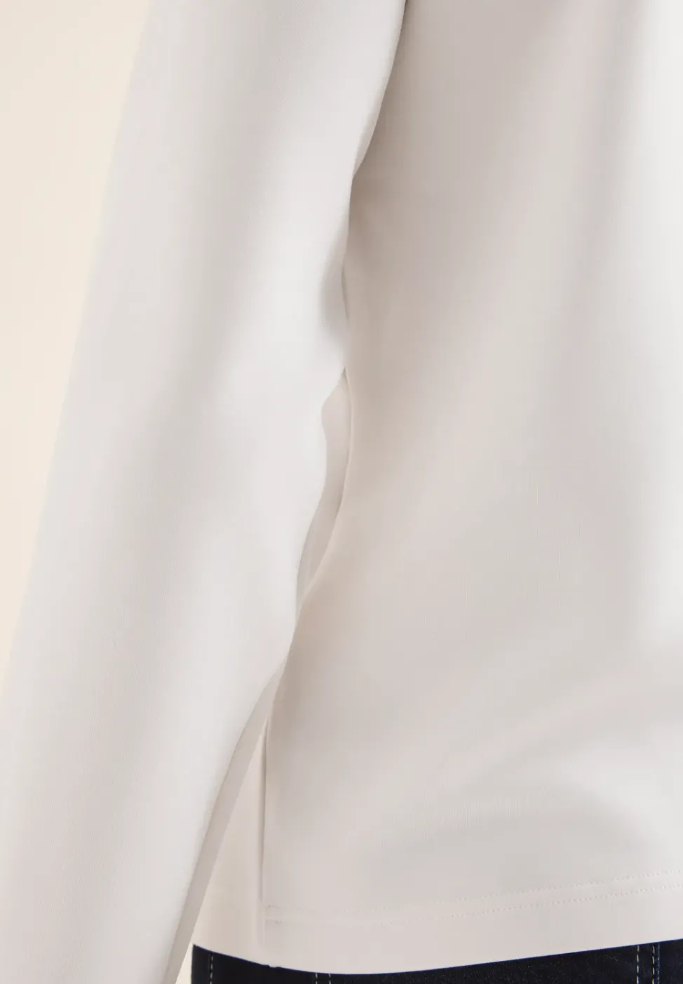 Shirt mit Stickerei