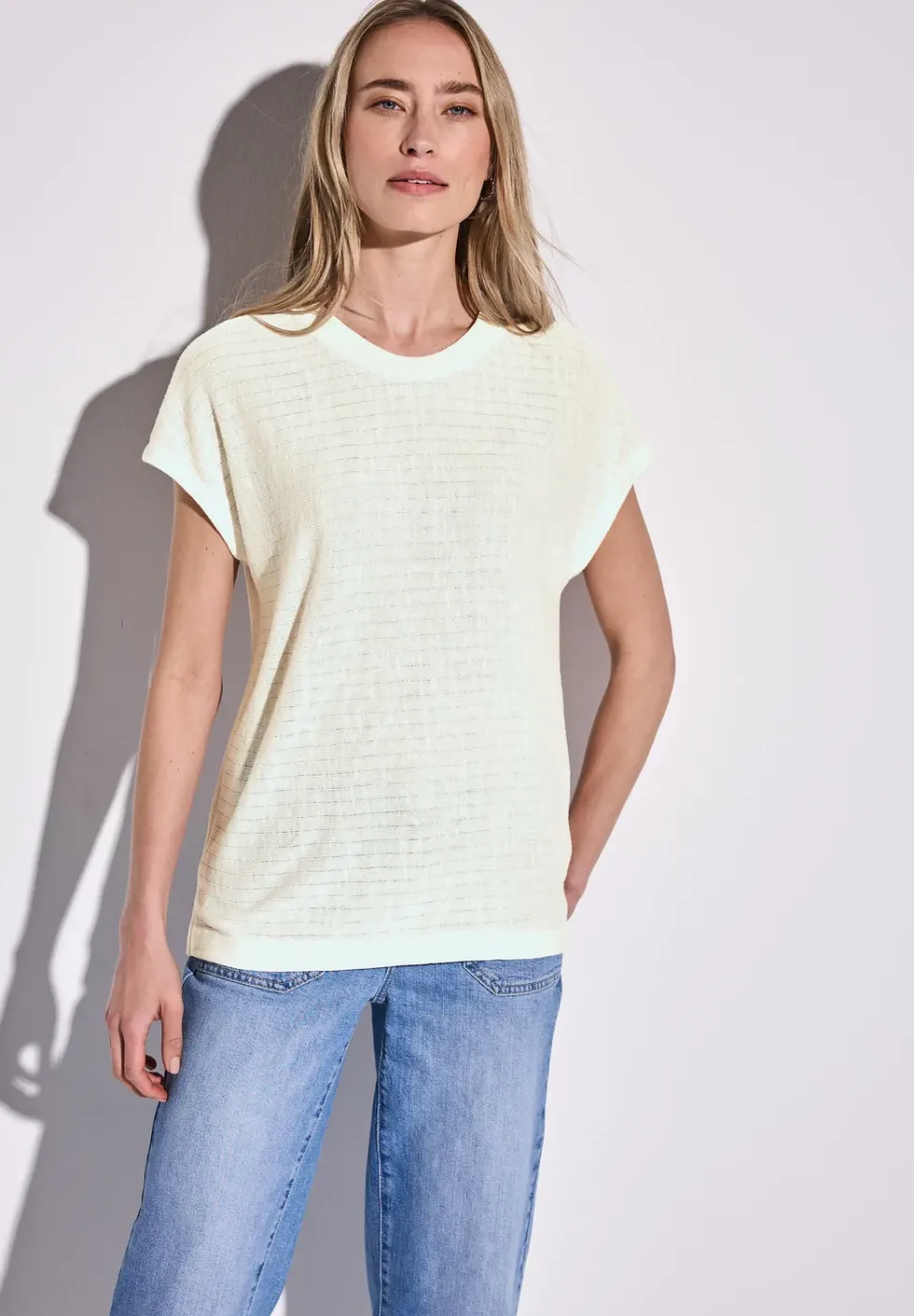 Shirt mit Streifenstruktur