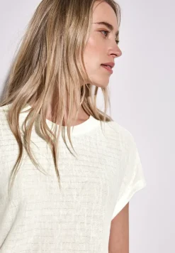 Shirt mit Streifenstruktur