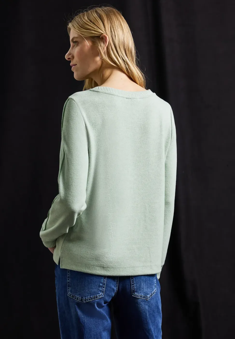 Shirt mit Tape Details