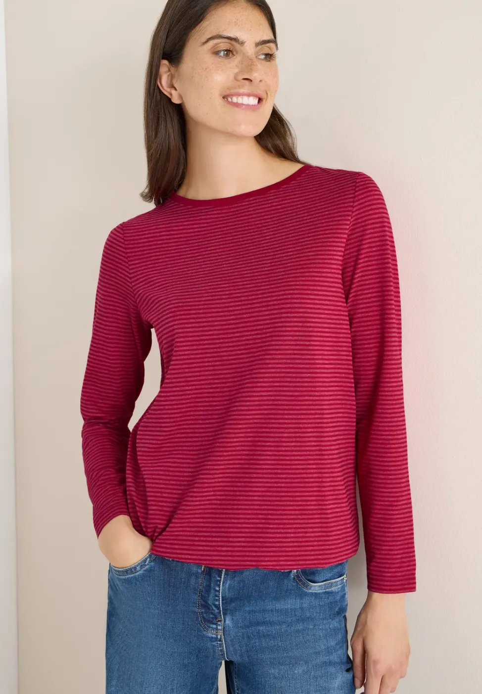 Shirt mit tonalen Streifen