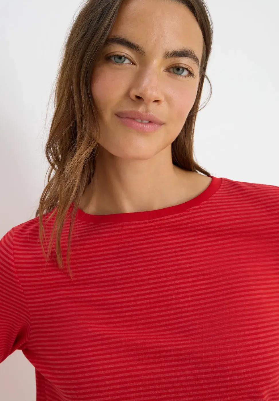 Shirt mit tonalen Streifen